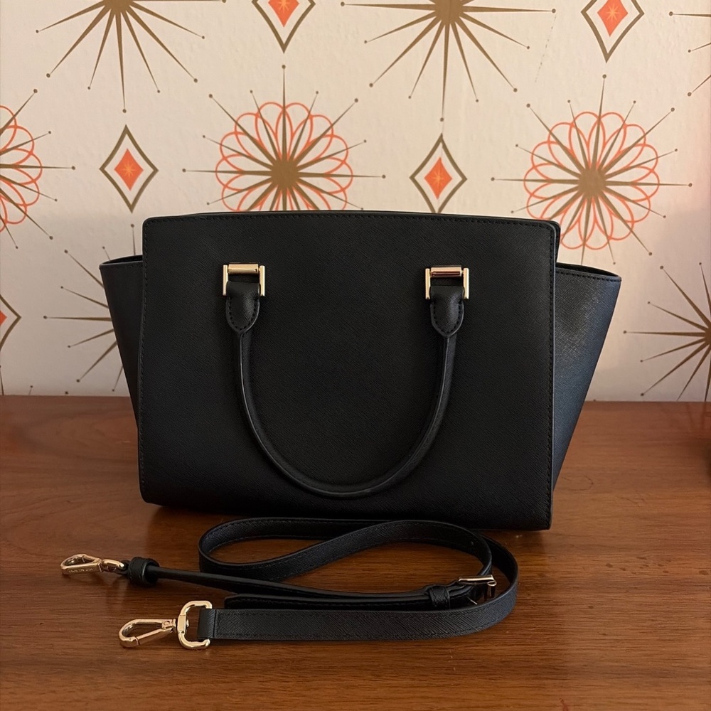 Michael Kors Selma Medium Black Leather Satchel Shoulder Bag - Picture 4 of 4